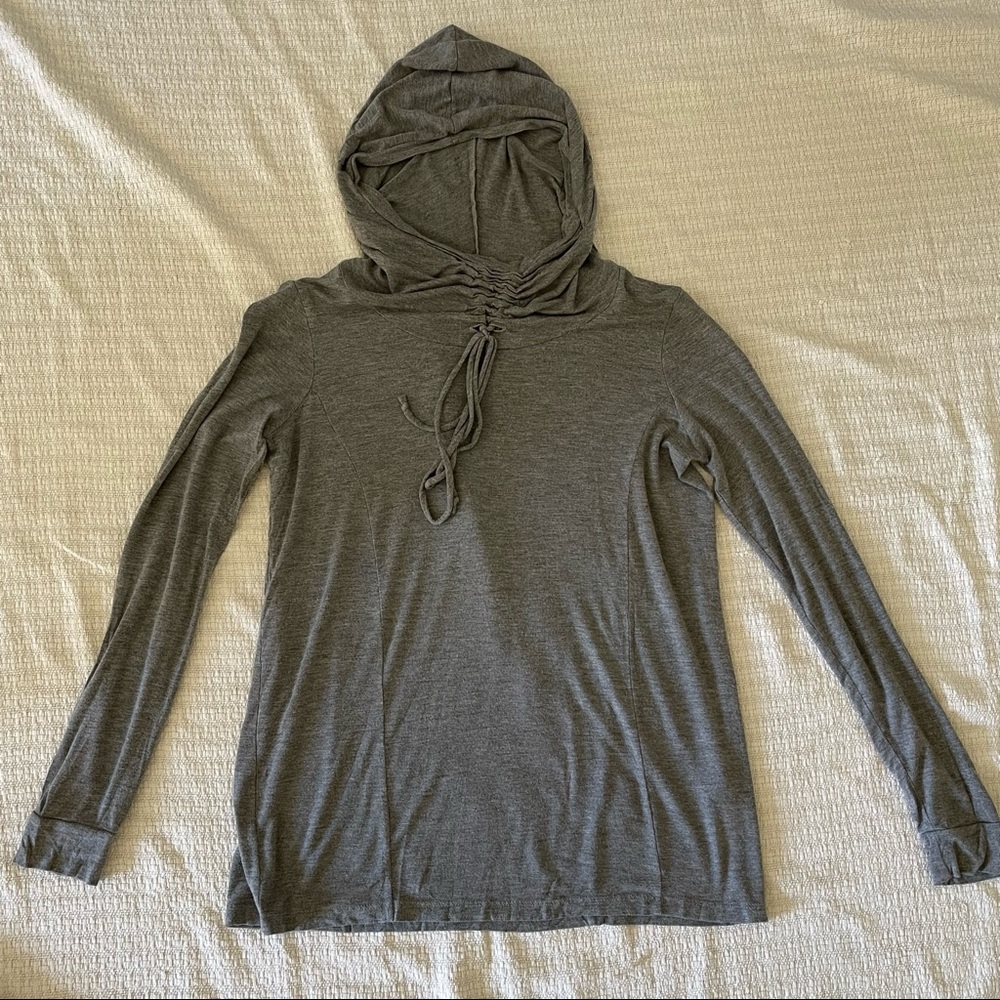 FOREVER 21 basic various neutral top 4 pieces bundle, size S - Picture 12 of 16
